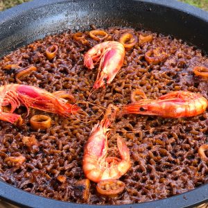 Paella de marisco o arroz seco